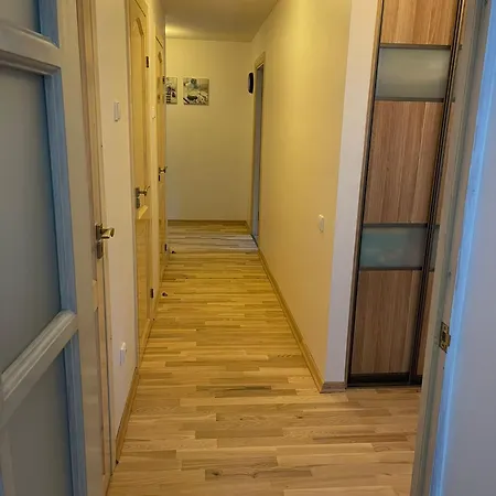Modern 1 Km From Old Town, Free Parking 公寓 *